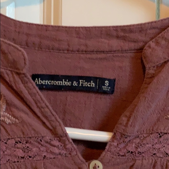 a&f peasant top. Brand new. - Picture 3 of 6